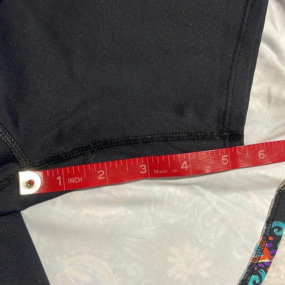 Dōna Jō Floral Black Skort - Picture 9 of 9